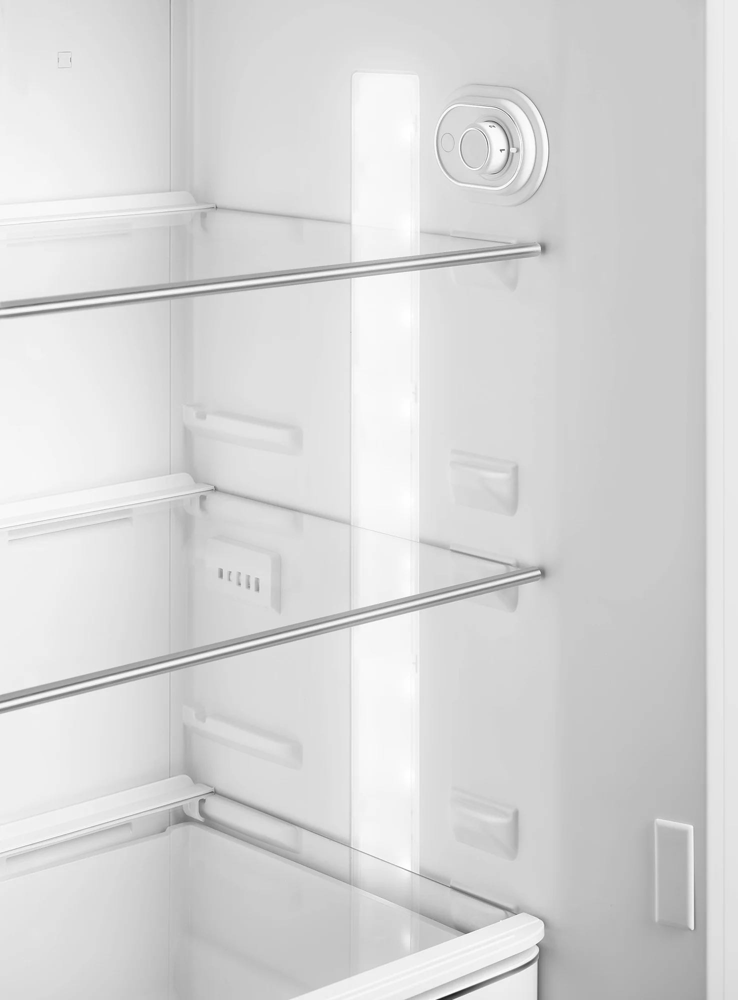 Smeg FAB30ROR5 Retro Fridge Freezer - Image 4